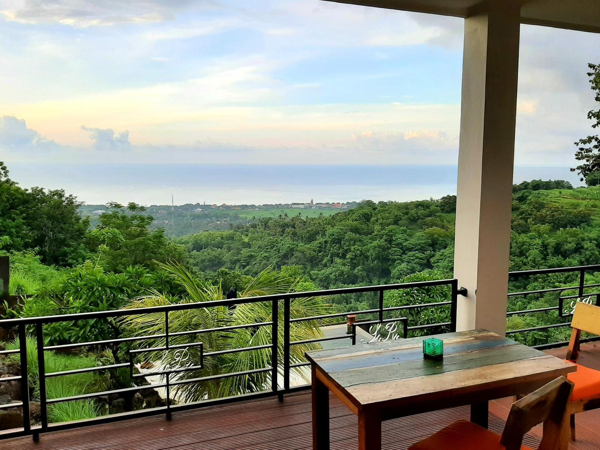 Liri Villa - Ocean, Hills, Valley View Lovina Buitenkant foto